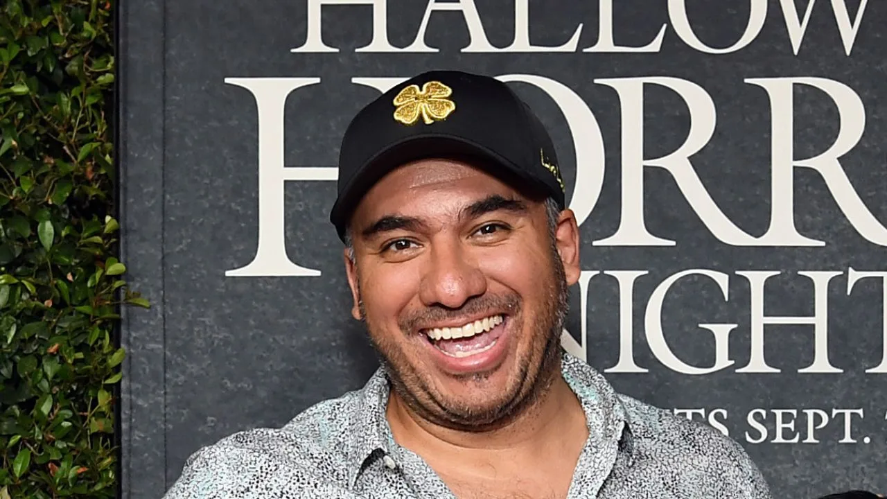 Alex Montiel, influencer que da vida al Escorpión Dorado. 