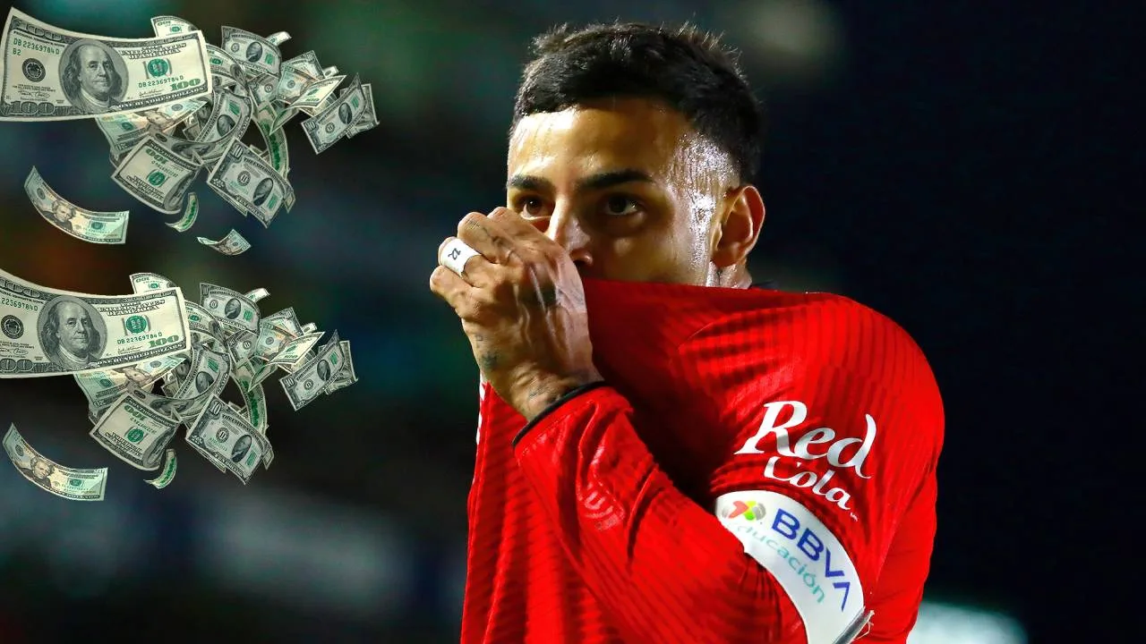 Alexis Vega, delantero del Toluca.