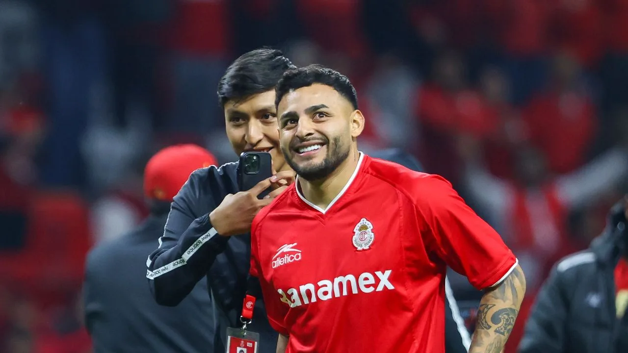Alexis Vega, figura del Toluca. 