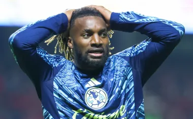 Allan Saint Maximin en riesgo para debut en Liguilla.