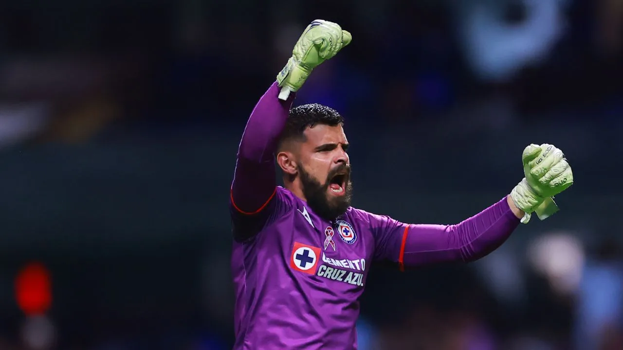 Andrés Gudiño, portero de Cruz Azul.