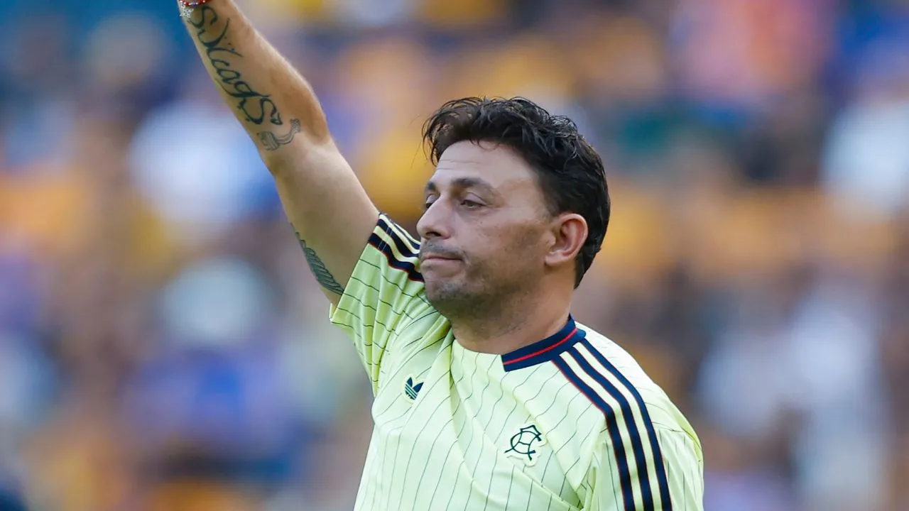 Ángel Villacampa, DT del América Femenil.