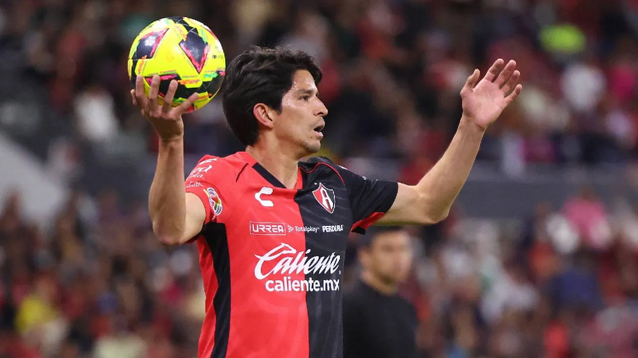 Atlas comenzó con sus movimientos.