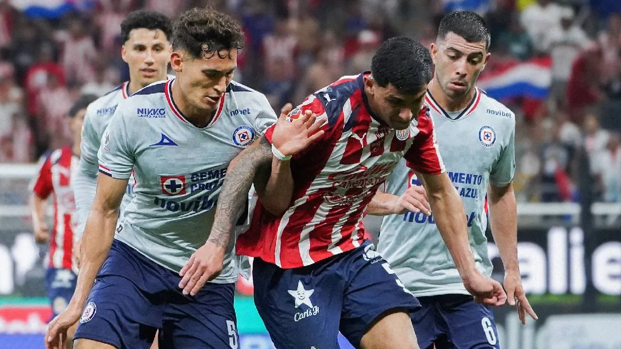 Chivas vs Cruz Azul se medirán en los cuartos de final.