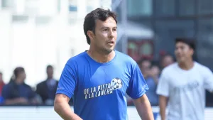 Checo Pérez y un juego amistoso en GP de México 2025.