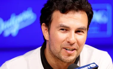 Checo Pérez y un festejo especial con los Dodgers.