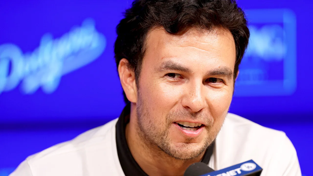 Checo Pérez y un festejo especial con los Dodgers.