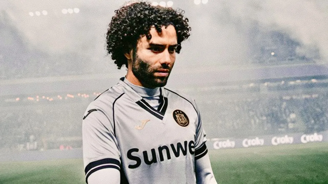 Chino Huerta, futbolista mexicano.