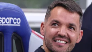 Nicolás Larcamón y su primer fichaje para 2026.