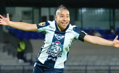 Charlyn Corral, figura de Pachuca ante Cruz Azul Femenil