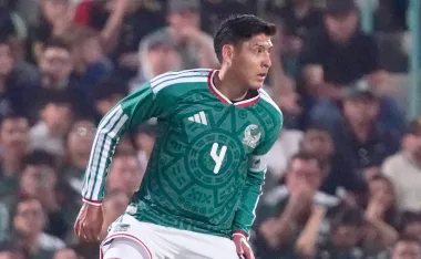 Edson Álvarez y un noble gesto en México vs Uruguay.