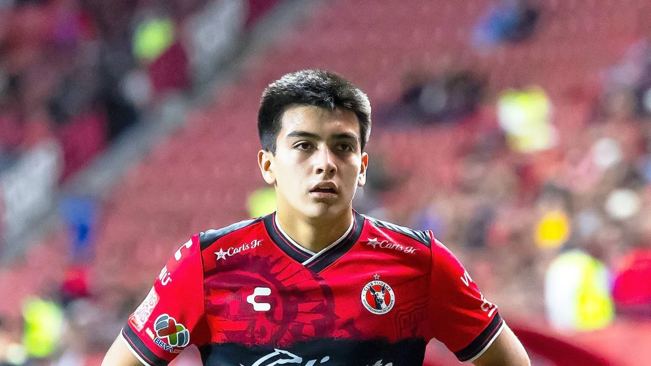 Gilberto Mora, jugador de Tijuana en la Liguilla del Apertura 2025.