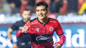 Mamá de Lucca Vuoso estalla y defiende a Gilberto Mora tras denuncia para evitar que juegue el Tigres vs Xolos