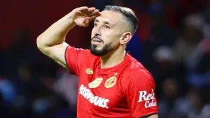 Quién es la famosa actriz con la que estaría saliendo Héctor Herrera tras su divorcio