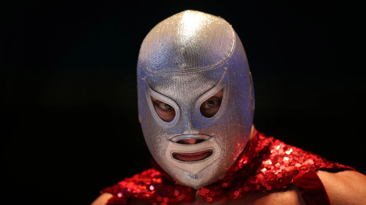 Foto de El Hijo del Santo, ícono de la lucha libre mexicana. 