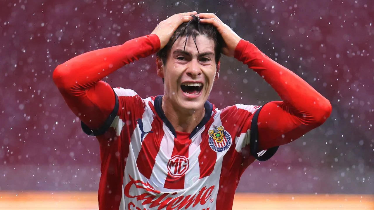 Chivas vs Rayados de Monterrey: Quién es la novia de Armando Hormiga González, que pelea el título de goleo.