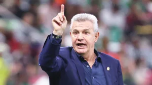 Javier Aguirre y un inesperado movimiento en México vs Paraguay.