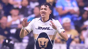 Jorge Ruvalcaba abrió el marcador en Cruz Azul vs Pumas.