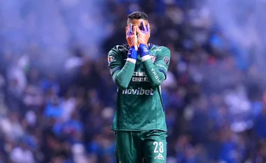 Kevin Mier y su dura baja en Cruz Azul...¿le traerán competencia?