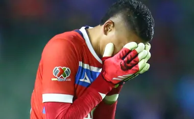 Kevin Mier causará bajas por varios meses en Cruz Azul.