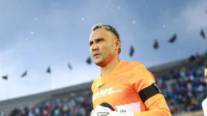 Keylor Navas estalló contra sus compañeros en Pumas tras error garrafal y hay video