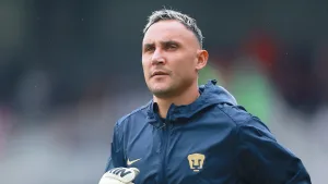 Keylor Navas reacciona tras goleada ante Xolos y la afición de Pumas le pone límites