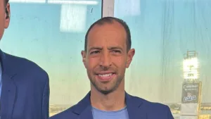 Mauricio Ymay trató de corregir en redes sociales y terminó exhibido; Las redes se burlan de él