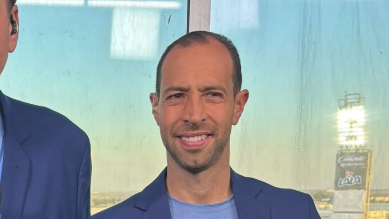 Mauricio Ymay, periodista de TUDN. 