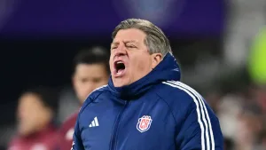 Como con Martinoli: Piojo Herrera estalló con reportero que pidió su cabeza