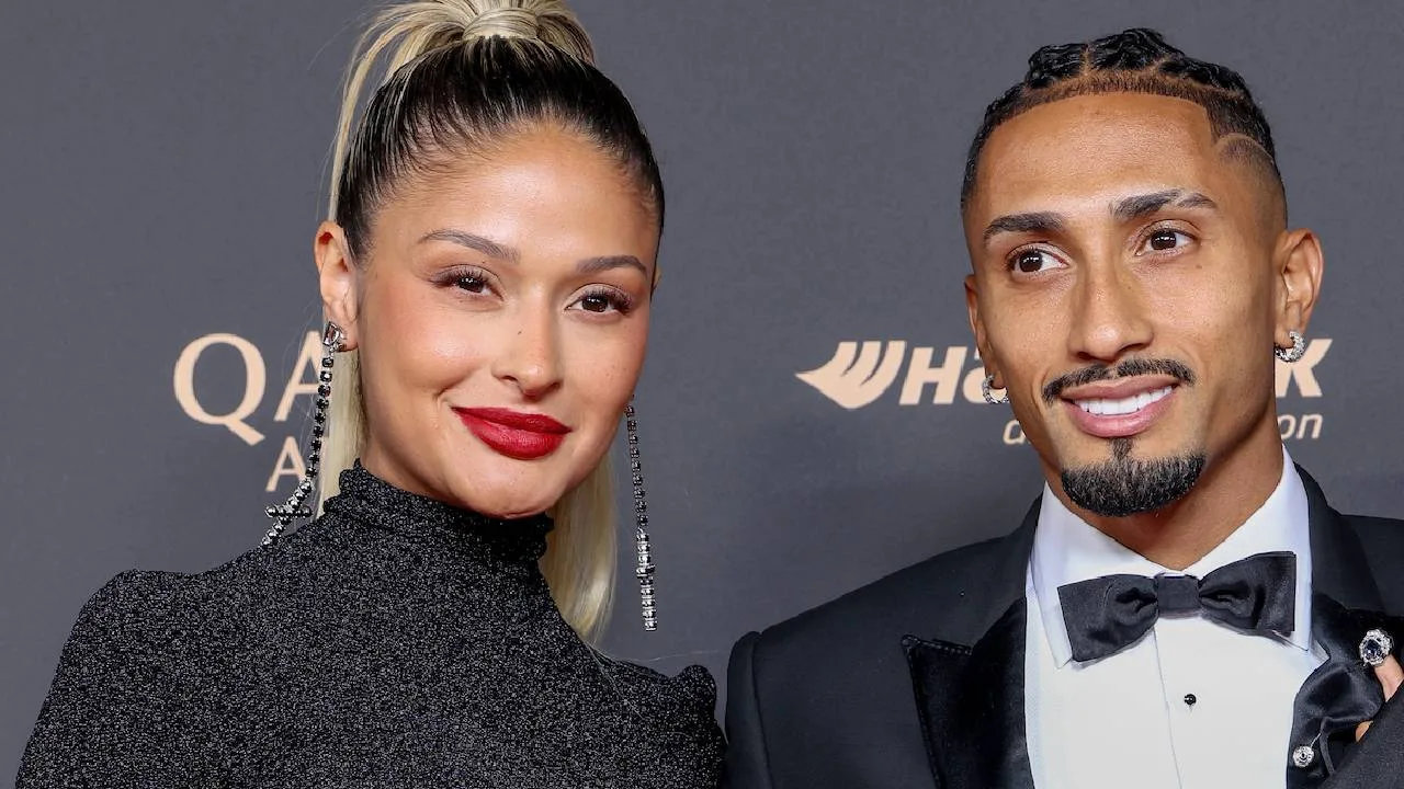 Natalia Rodrigues y Raphinha.