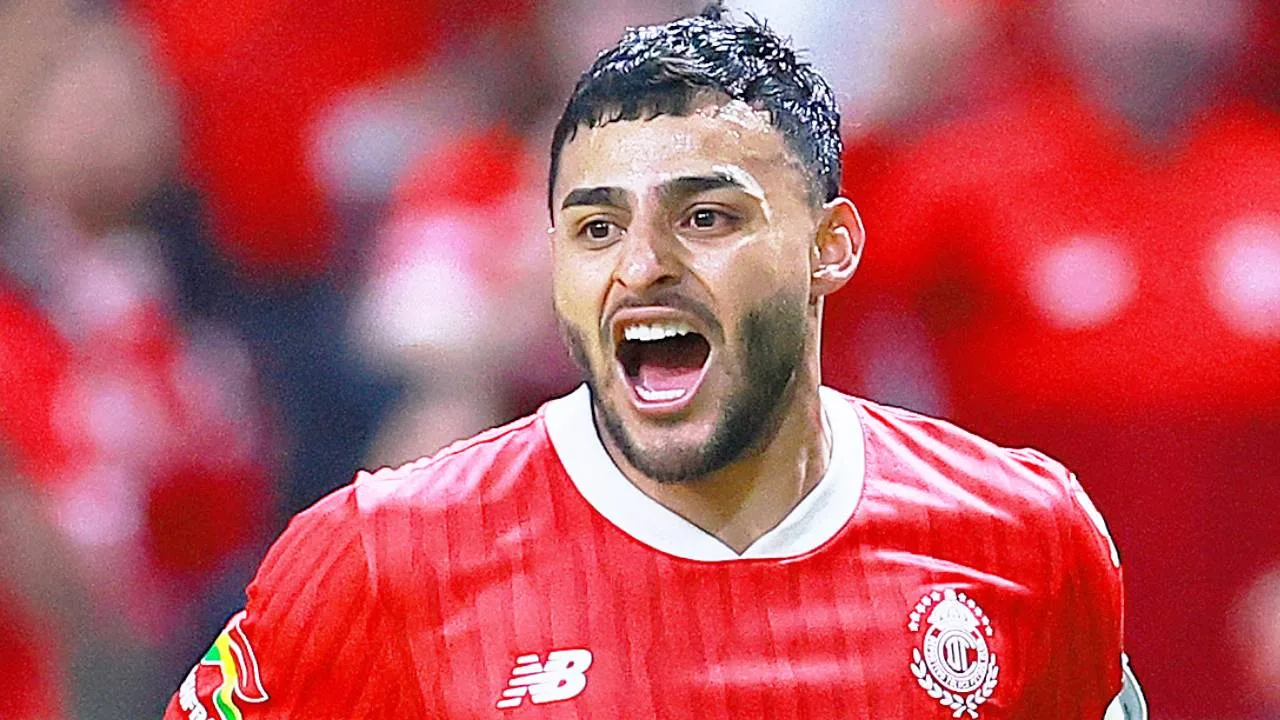 Alexis Vega se desgarró por culpa de fisiólogo de Toluca vs Rayados Monterrey