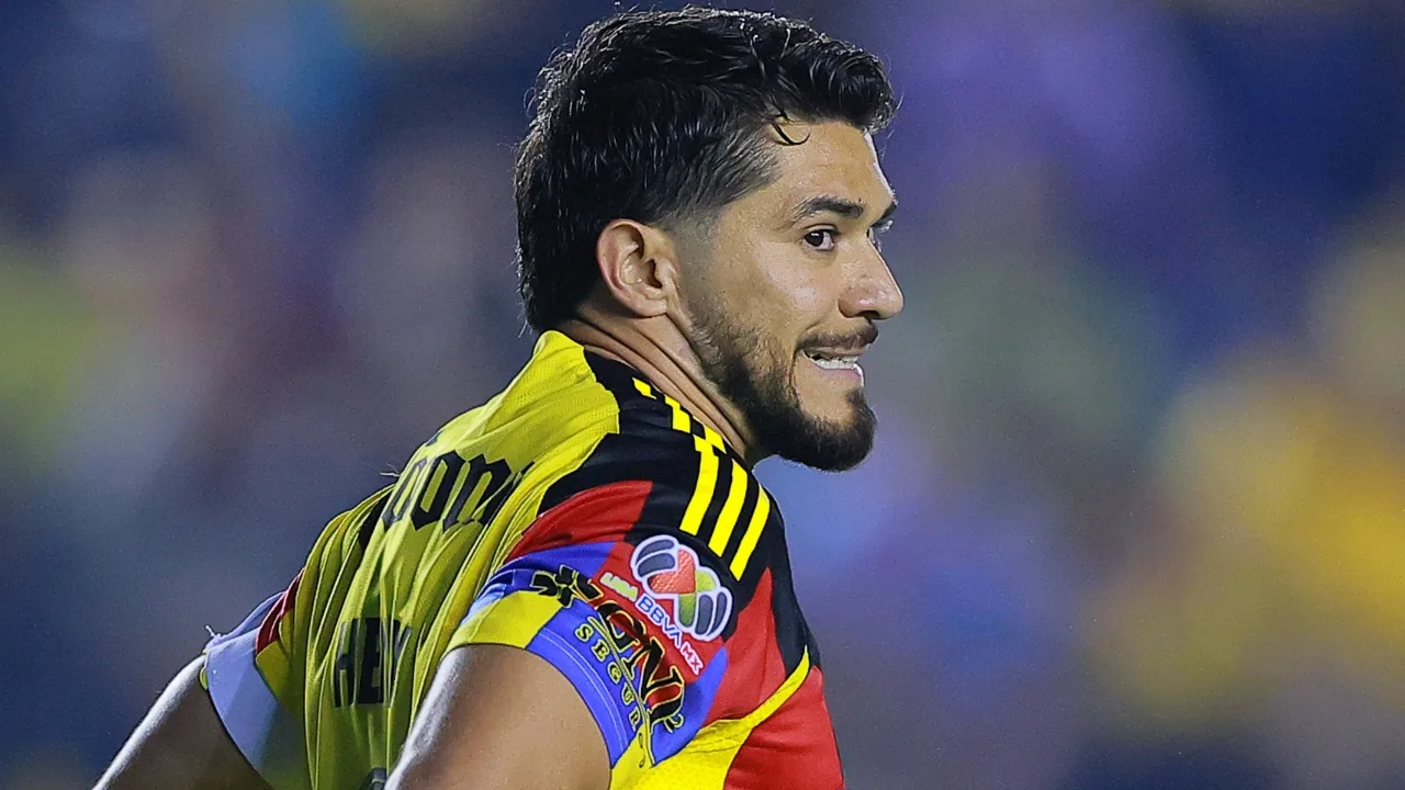 Henry Martín, América