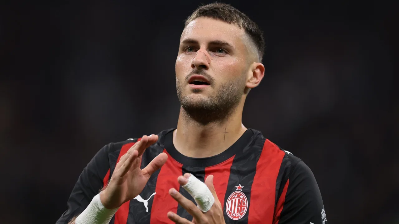 Santiago Giménez, AC Milan