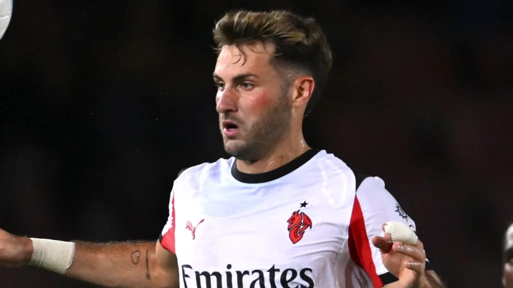 Santiago Giménez, AC Milan