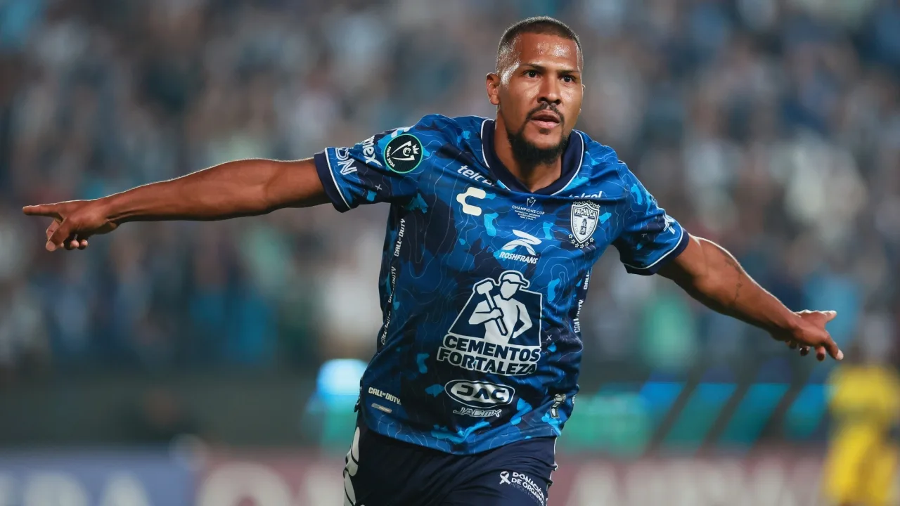 Salomón Rondón, Pachuca