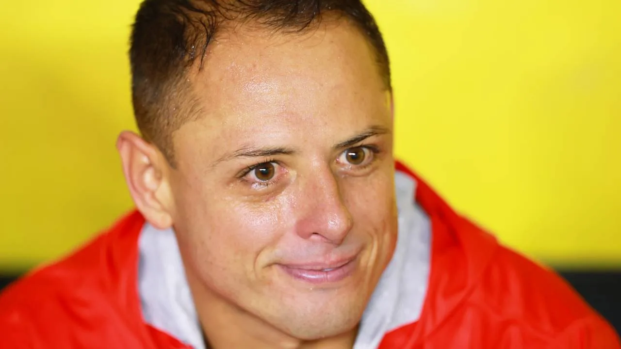 Chicharito confesó que su mamá estuvo a punto de morir en 2025