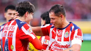 Chivas toma determinante decisión con una de sus estrellas tras eliminación vs Cruz Azul en la Liguilla del Apertura 2025