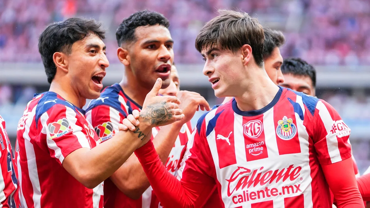 Las Chivas se preparan para disputar partidos amistosos durante su pretemporada.