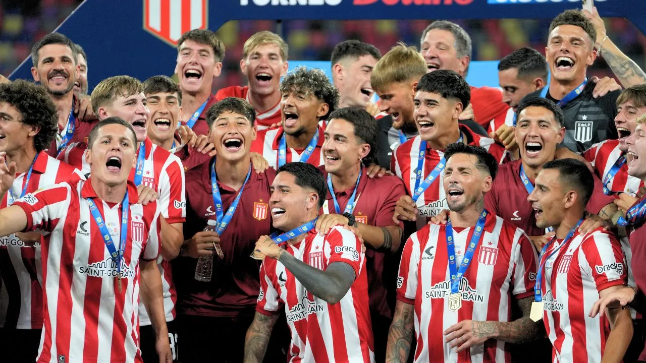 Estudiantes de La Plata campeón en Argentina con Leo Suárez.