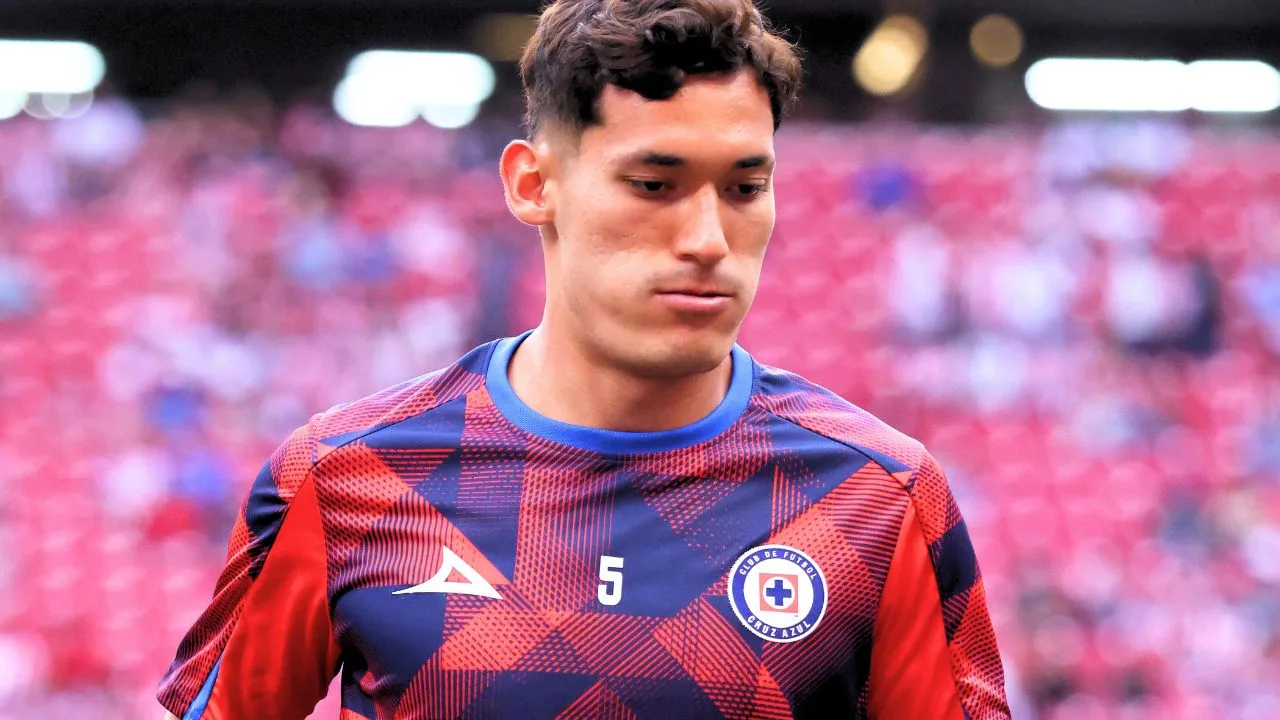 Jesús Chiquete Orozco estará varios meses fuera en Cruz Azul.