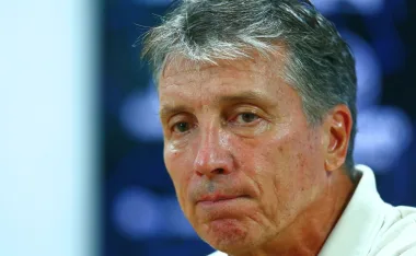 Robert Dante Siboldi, DT de Mazatlán.