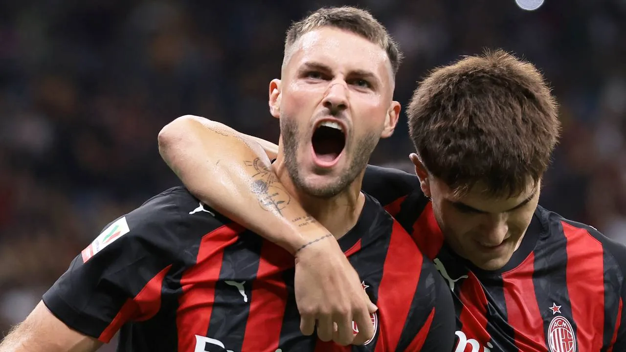 Santiago Giménez se iría del AC Milan al Galatasaray en 2026