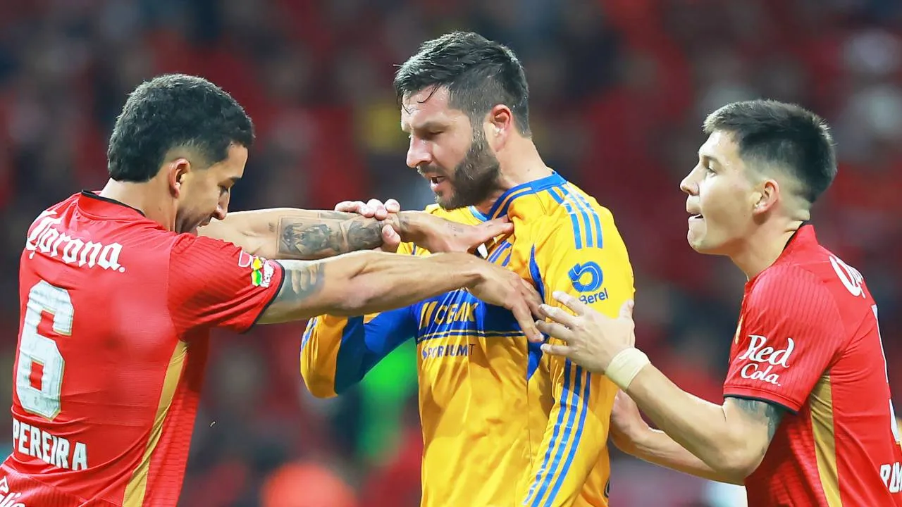 Tigres vs Toluca: Gignac es agredido físicamente por aficionado