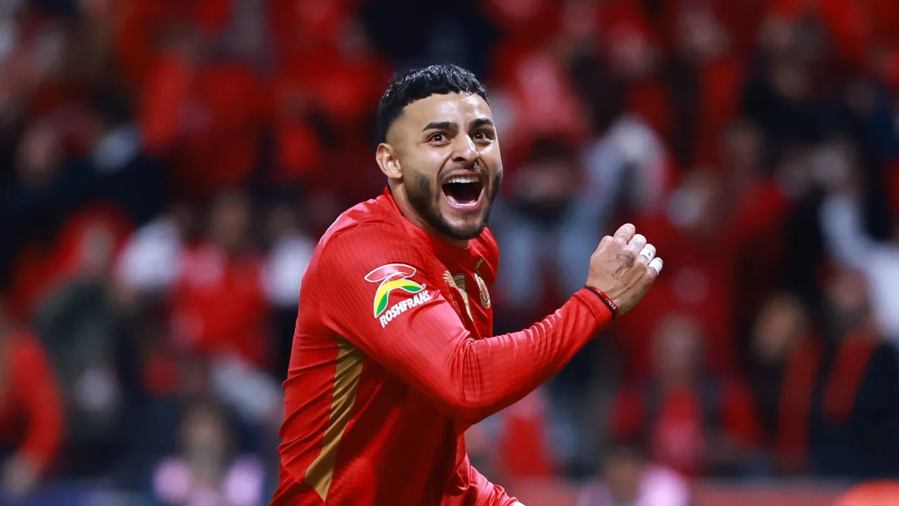 Alexis Vega, delantero del Toluca y bicampeón de la Liga MX.