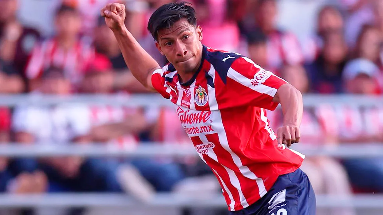 Ángel Sepúlveda tuvo su estreno con Chivas.