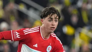 Chivas le roba joya a Monterrey y América: sacan la cartera y pagan millones por él para el Clausura 2026