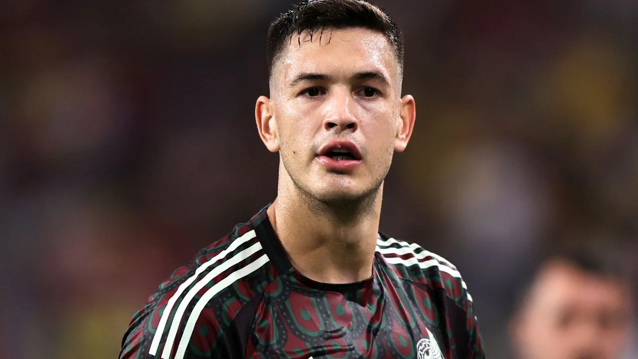 César Montes tiene espectacular boda y mete presión a Selección Mexicana para el Mundial 2026 con este detalle.