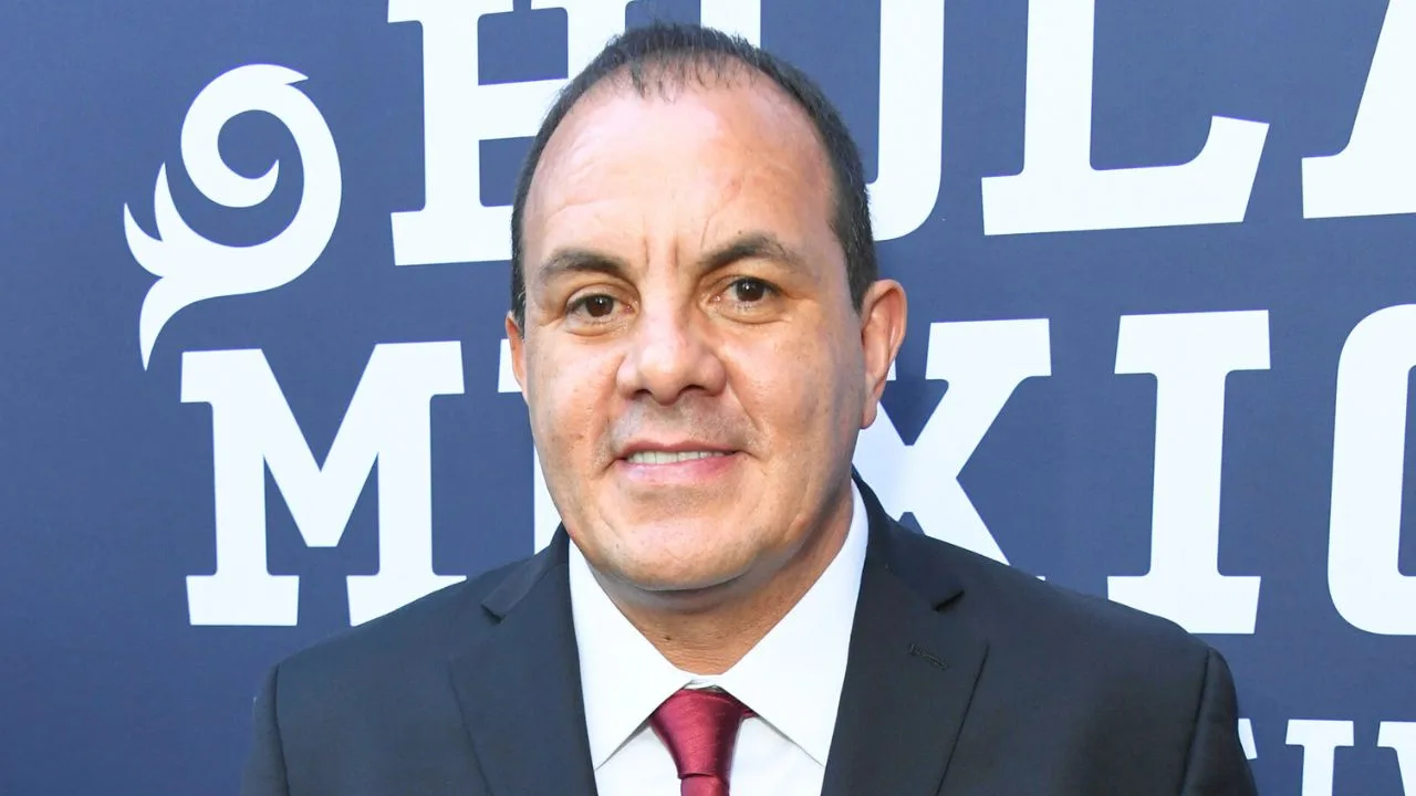 Cuauhtémoc Blanco desata la bronca en Clásico Nacional de Leyendas.