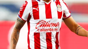 Ex jugador de Chivas es absuelto tras acusación de abuso: Esto es lo que se sabe