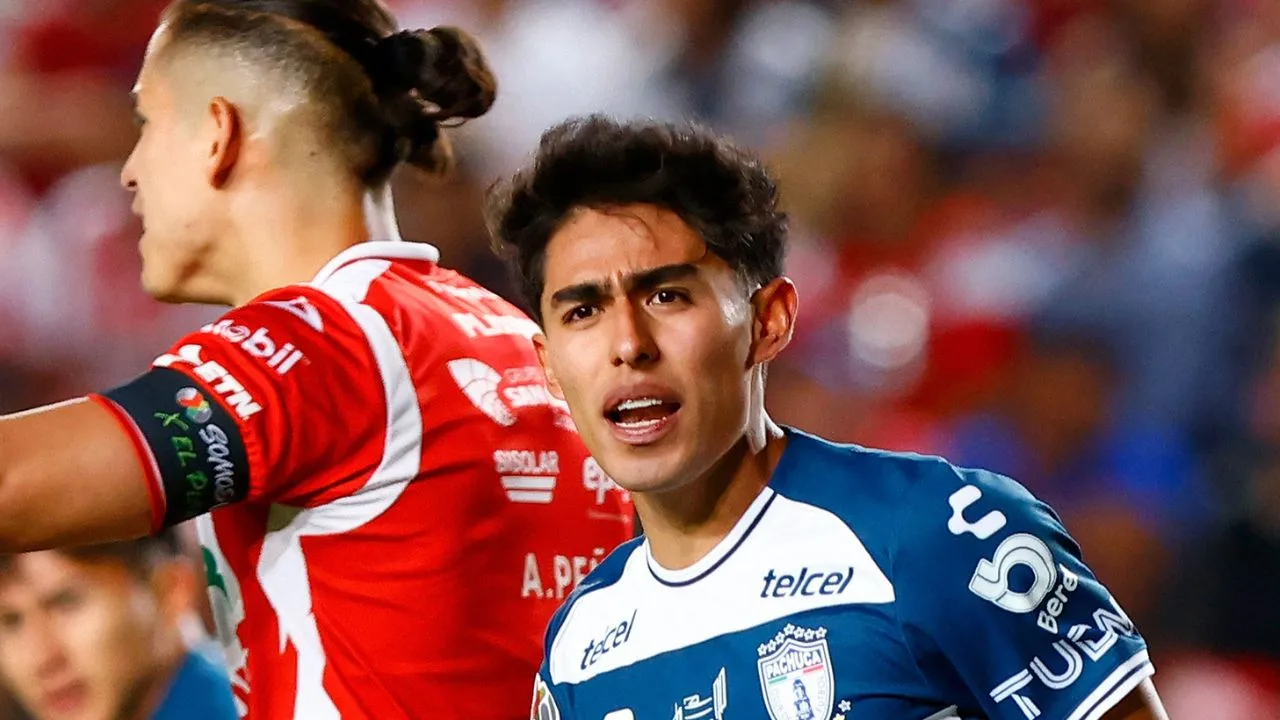 Elías Montiel, jugador del Pachuca de la Liga MX.